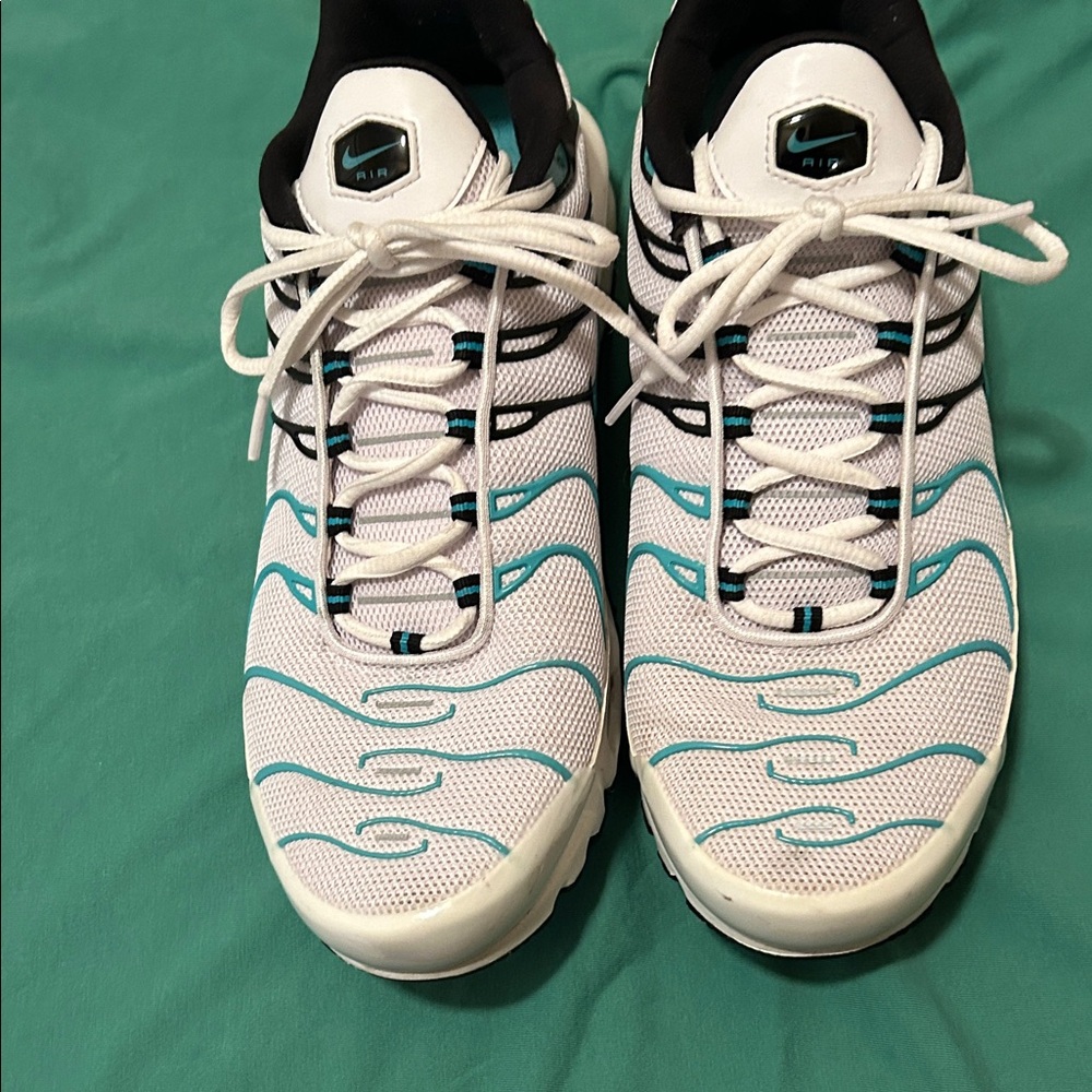 Nike Air Max Plus TN, White/HyperJadeBlack size 12
